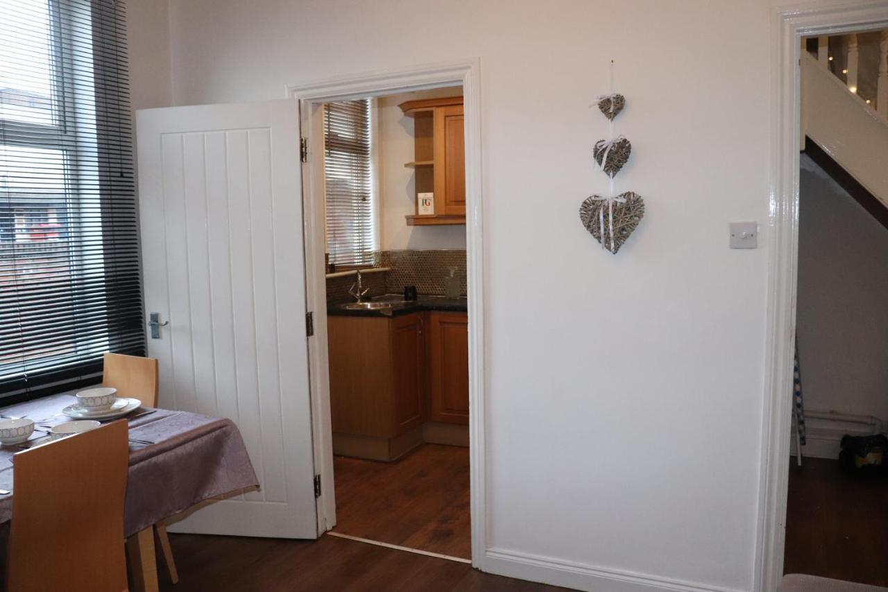 Villa The Nook à Northampton Extérieur photo